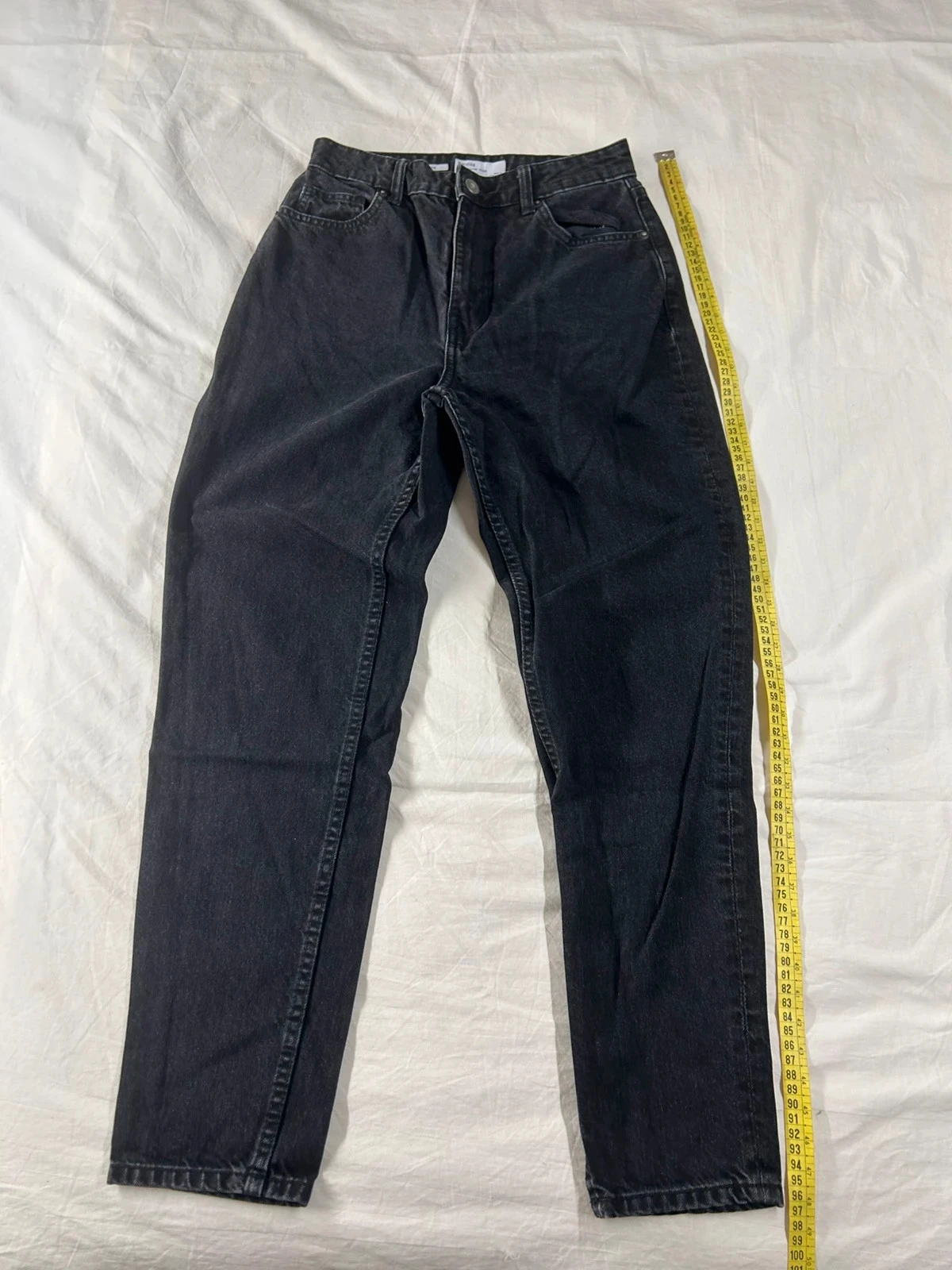 Jean coupe mom noir bershka taille 34